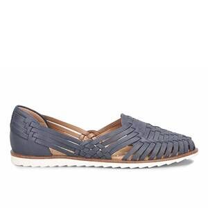 NEW COMFORTIVA women's rainer flats - medium in navy
